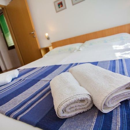 Hotel Sobe Ferlora Cres Zewnętrze zdjęcie