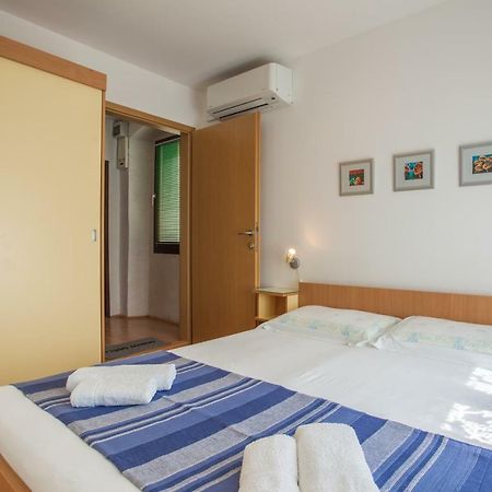 Hotel Sobe Ferlora Cres Zewnętrze zdjęcie